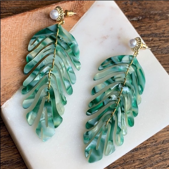 kelzposh Jewelry - Green Palm Leaf Earrings